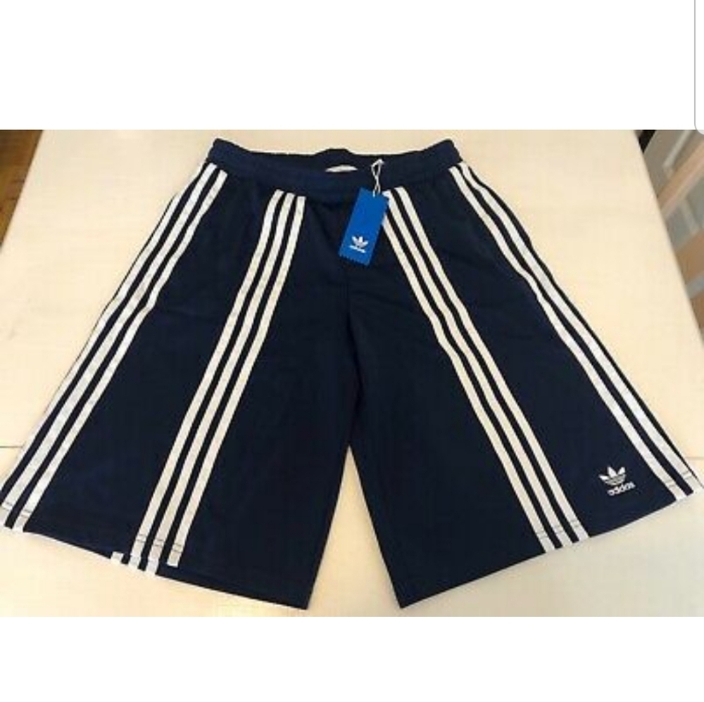 NWT Adidas Ji Won Choi Women’s Shorts Blue Striped